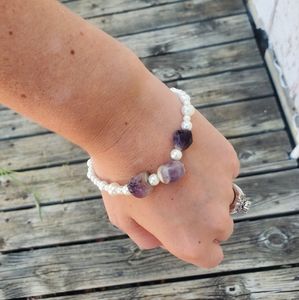Amethyst and faux pearl handmade bracelet
